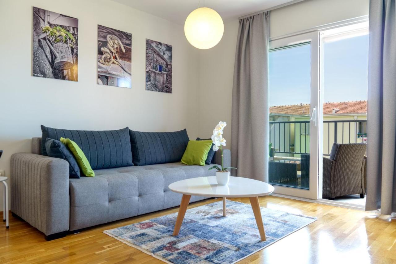 Emilia Lofts Apartment Tucepi Exterior photo
